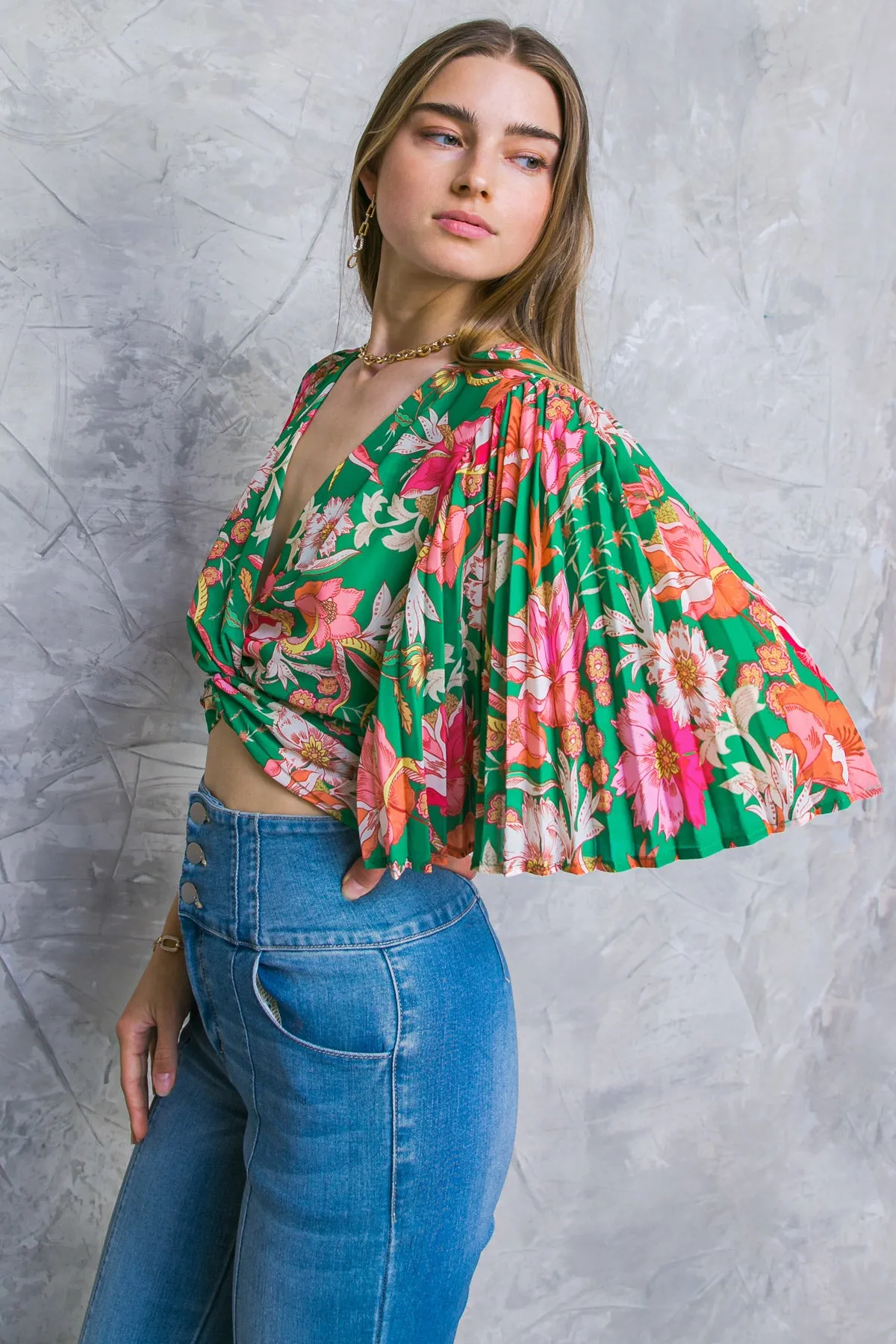 A POWER MOOD WOVEN TOP