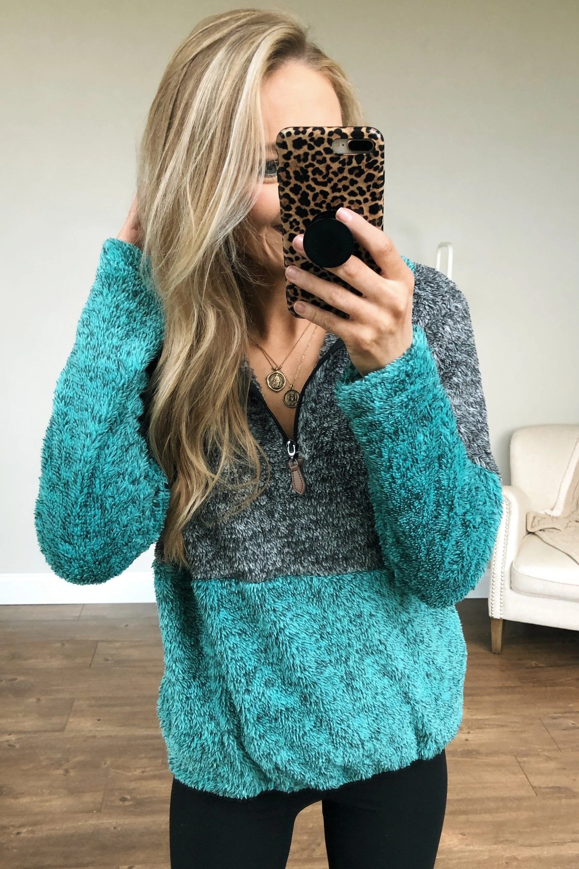 Adjustable Band Color Block Sherpa- Charcoal & Turquoise