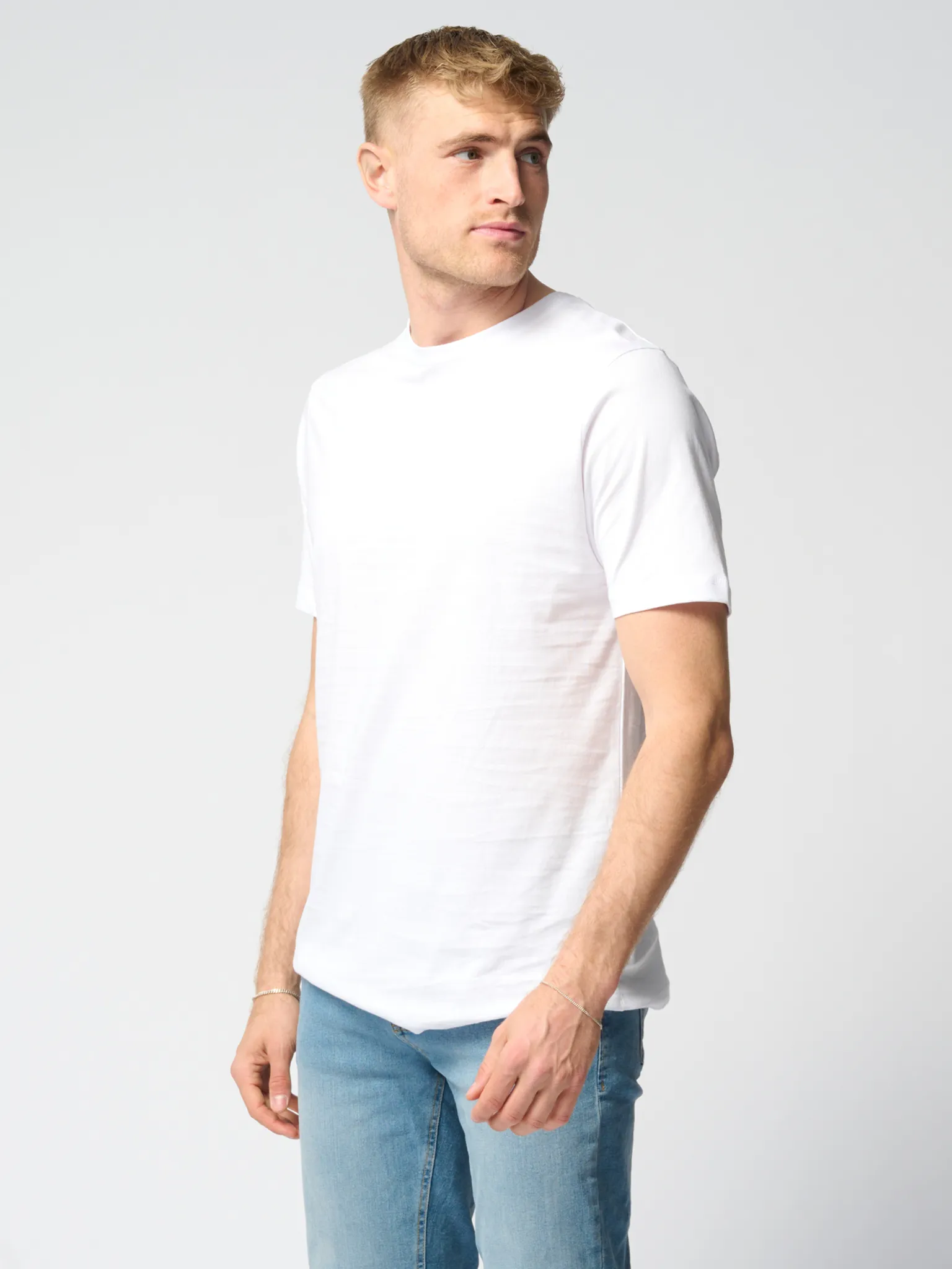 Basic T-shirt - Hvid (C.D)
