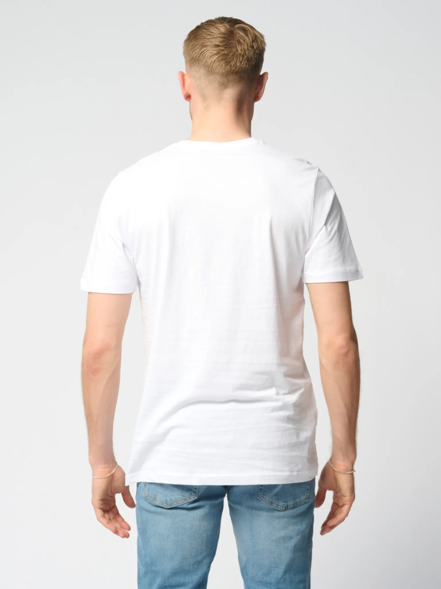 Basic T-shirt - Hvid (C.D)