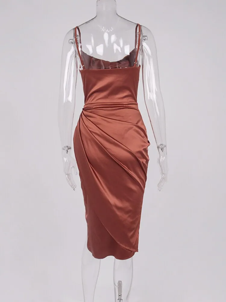 BerriesJam - 2024 2024 Ruched Neck 2 Layer Elastic Zipper Midi Dress