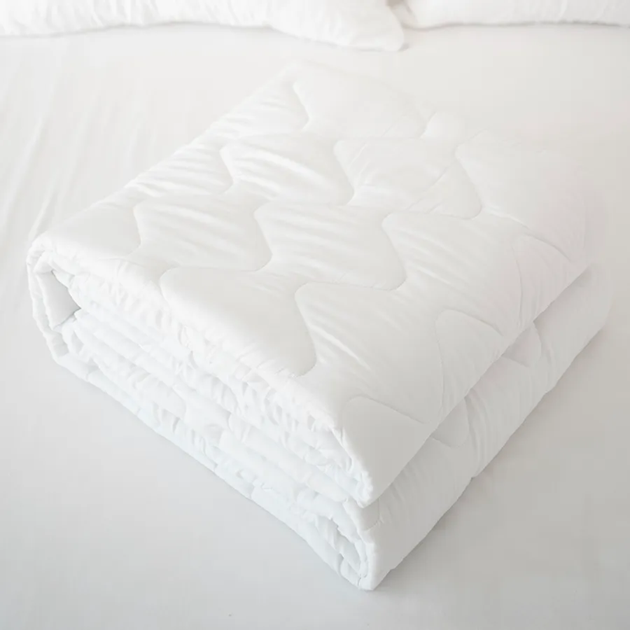 Comforter & Duvet Insert White