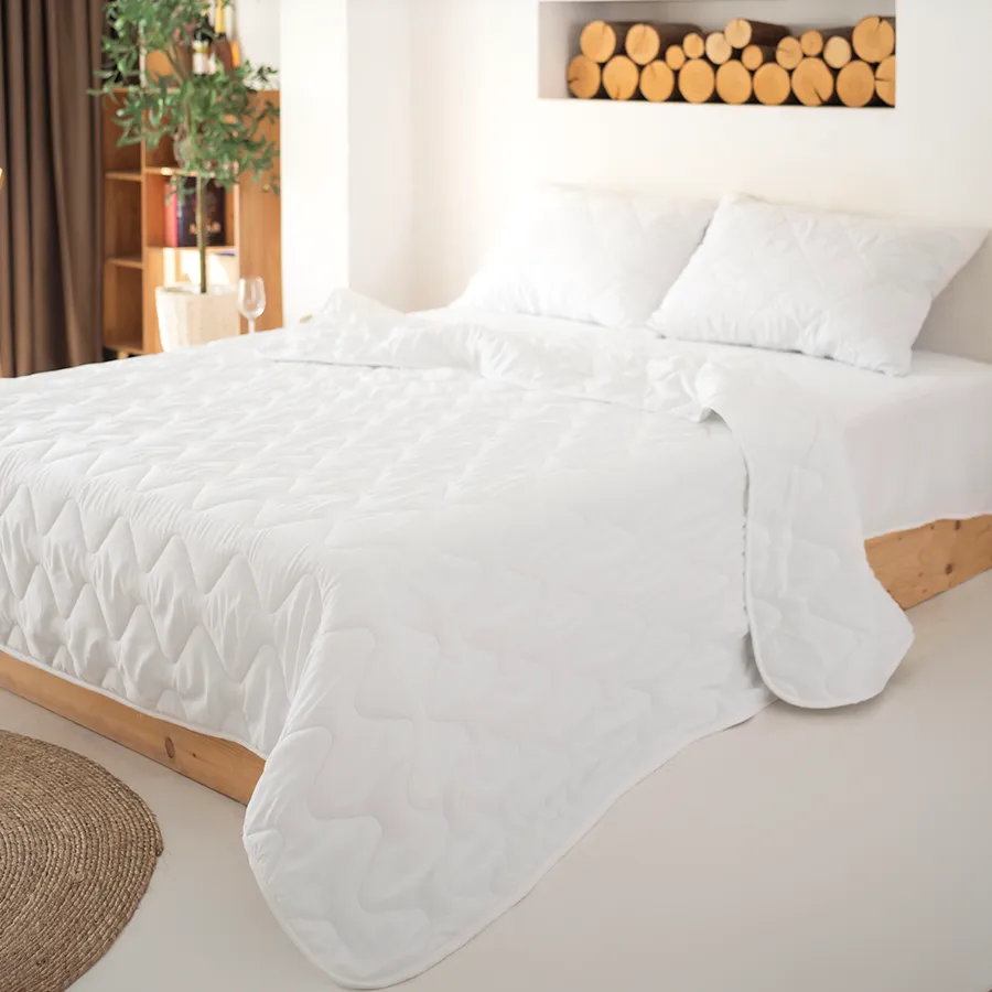 Comforter & Duvet Insert White