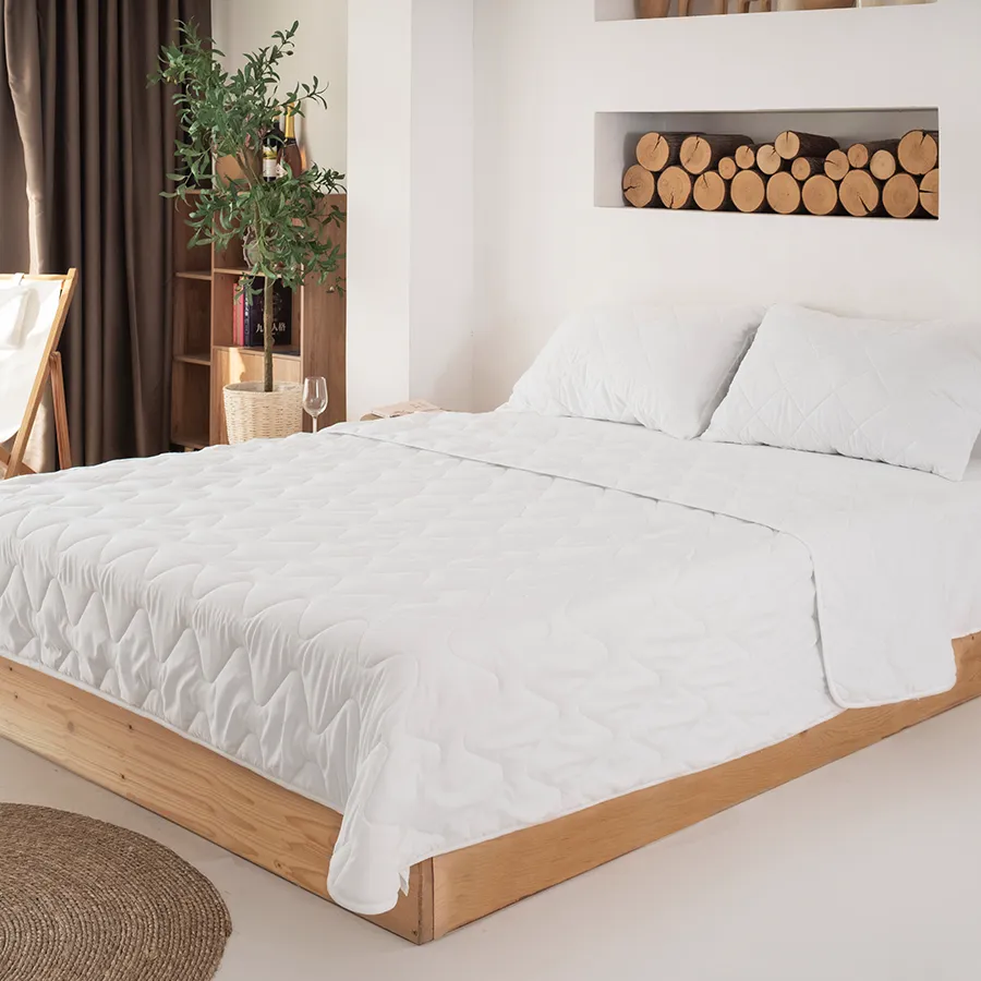Comforter & Duvet Insert White