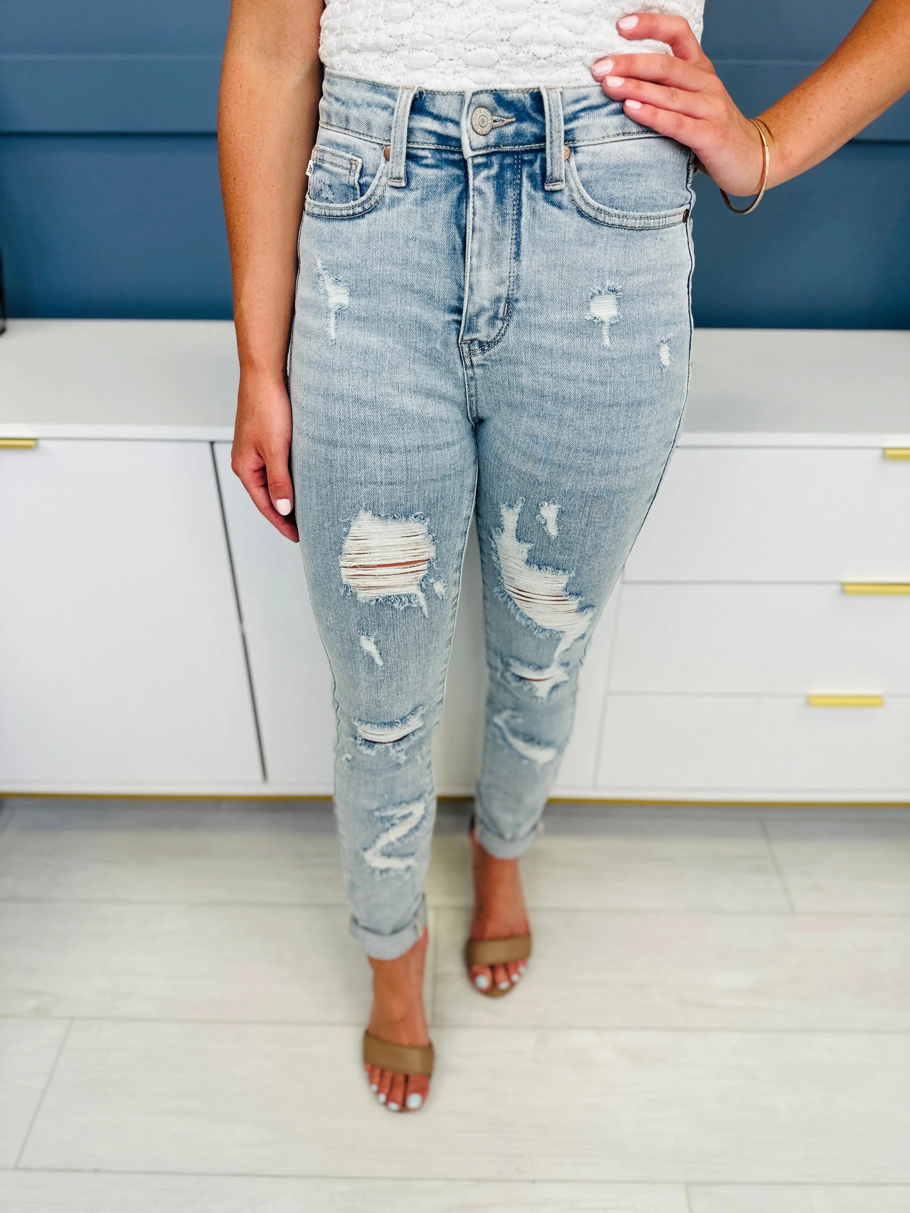 Judy Blue Always in Control Tummy Control Skinny Jeans in Reg/Curvy