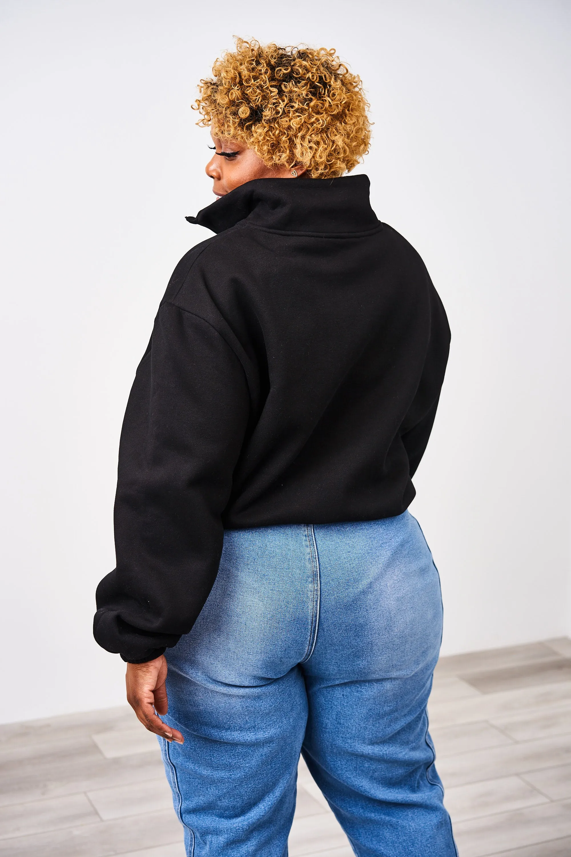 Latched Mama 635 Crop Zip Nursing Pullover