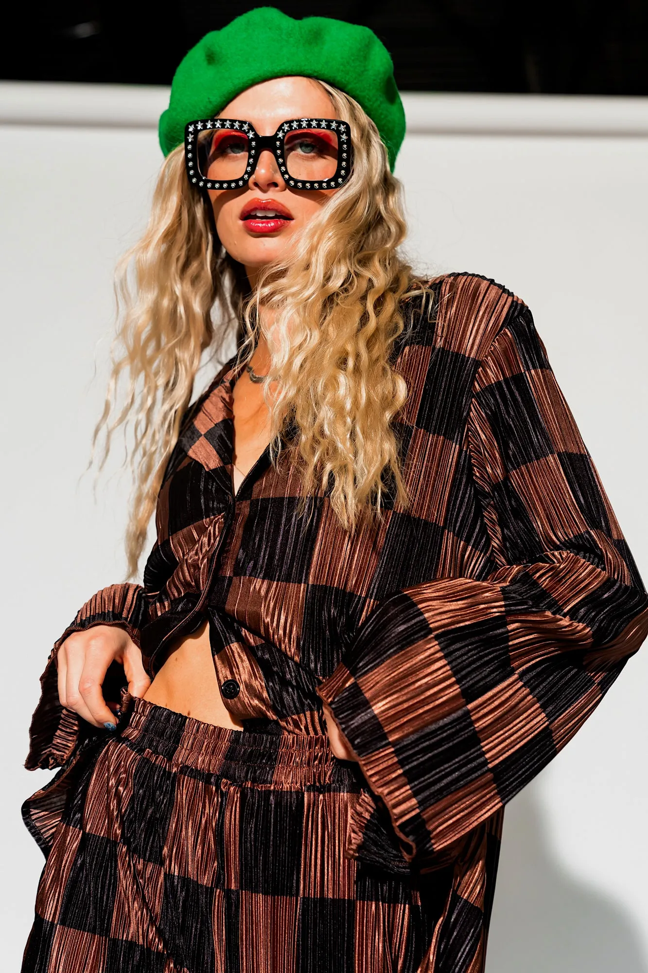 Long Sleeve Plissé Set in Mocha   Black Checkerboard