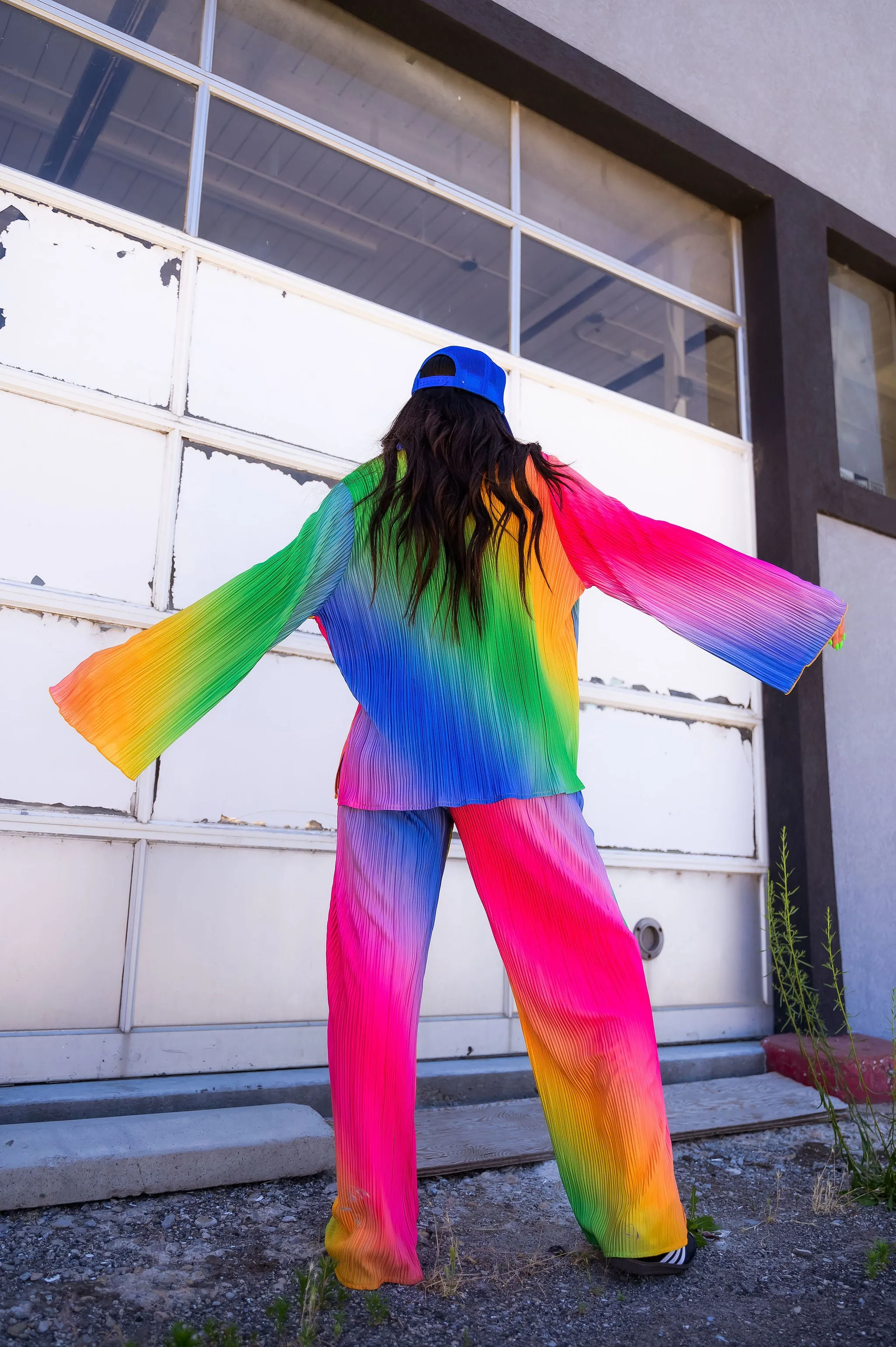 Long Sleeve Plissé Set in Prismatic Rainbow
